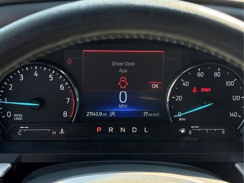 Used 2024 Ford Explorer XLT w/ Equipment Group 202A AWD/4WD image 28