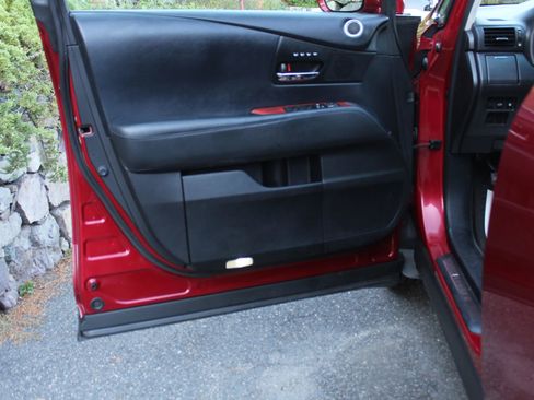 Used 2011 Lexus RX 450h AWD image 12