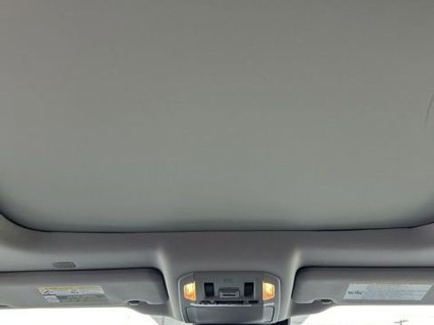 Used 2020 Toyota Highlander Platinum image 23