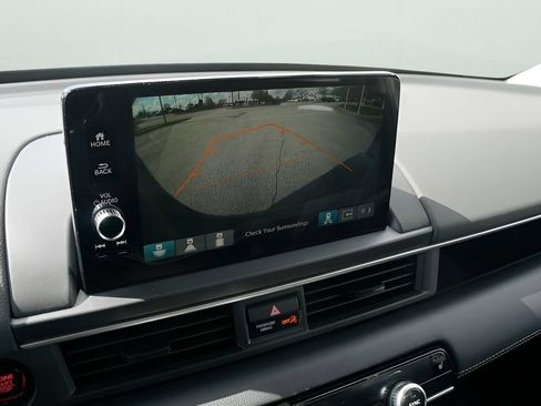 Used 2025 Honda Pilot Touring image 15