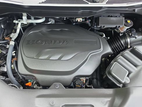 Used 2025 Honda Ridgeline RTL image 17