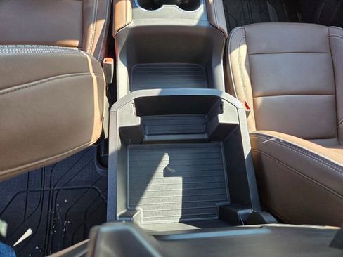 Used 2023 Chevrolet Tahoe High Country image 29