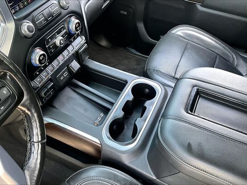 Used 2020 GMC Sierra 1500 SLT AWD/4WD image 17