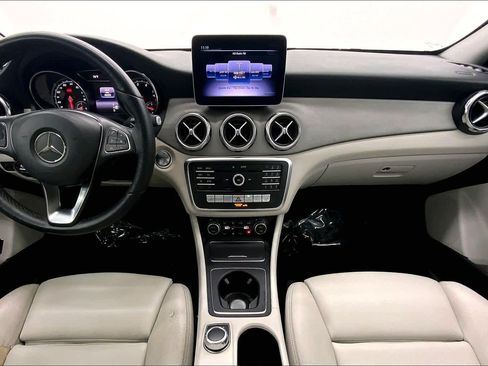 Used 2019 Mercedes-Benz GLA 250 GLA 250 image 18