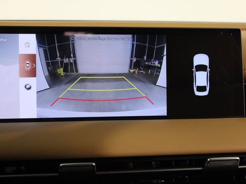 Used 2025 Genesis G80 2.5T image 27