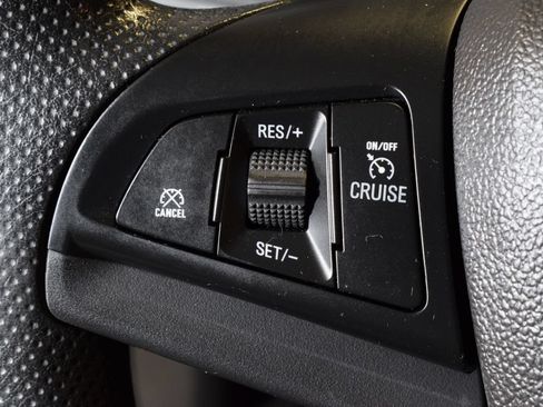 Used 2020 Chevrolet Trax LT FWD image 20