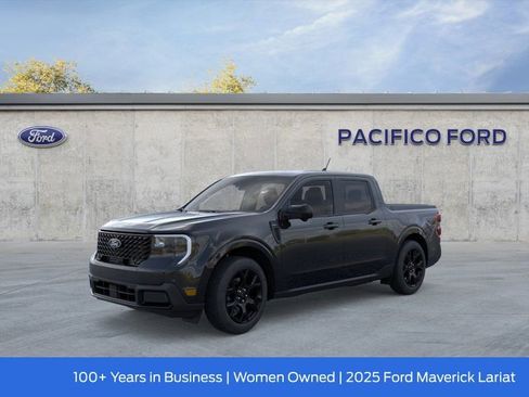 New 2025 Ford Maverick Lariat w/ Black Appearance Package image 1