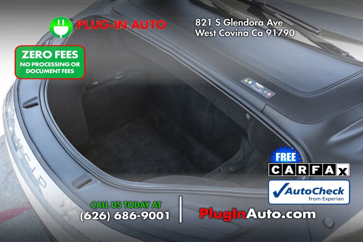 Used 2024 Lucid Air Pure RWD image 13