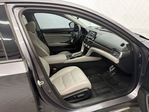 Used 2018 Honda Accord EX-L image 15