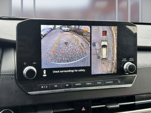 Used 2024 Mitsubishi Outlander AWD image 32