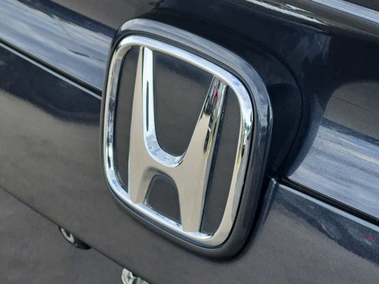 Used 2016 Honda Civic Touring image 13