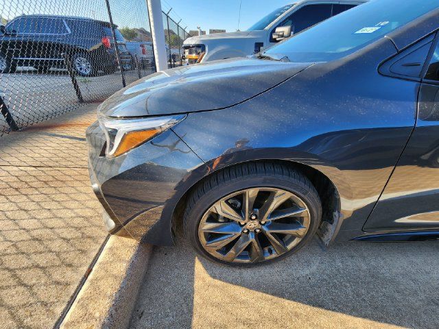 Used 2025 Toyota Corolla SE FWD image 6