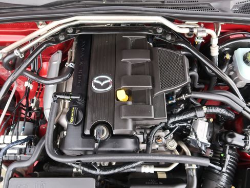 Used 2010 MAZDA MX-5 Miata Grand Touring w/ Premium Pkg RWD image 28