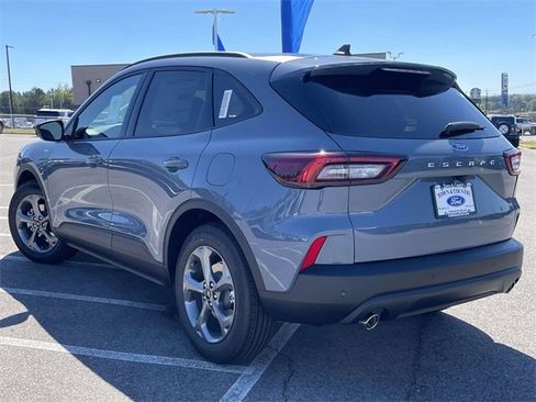 New 2026 Ford Escape ST-Line w/ Tech Pack #1 image 3