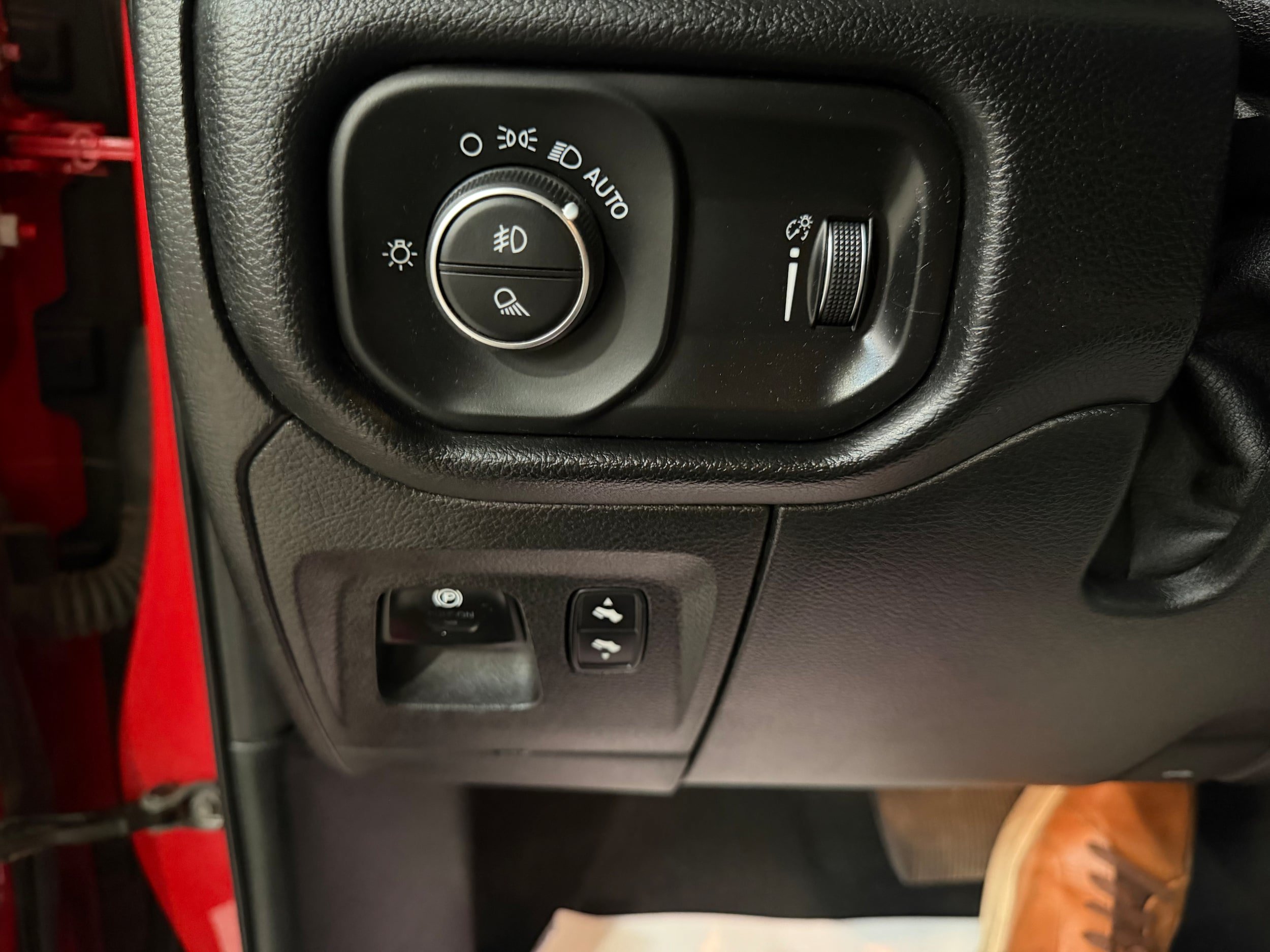 Used 2020 RAM 1500 Big Horn AWD/4WD image 45