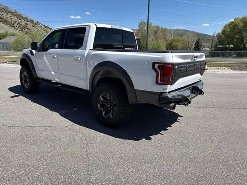 Used 2019 Ford F150 Raptor w/ Equipment Group 802A Luxury AWD/4WD image 5
