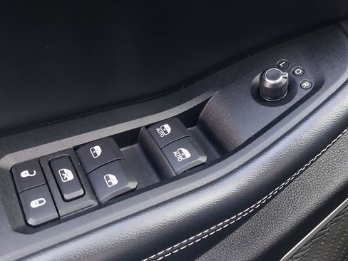 Used 2022 Jeep Grand Cherokee L Limited image 34