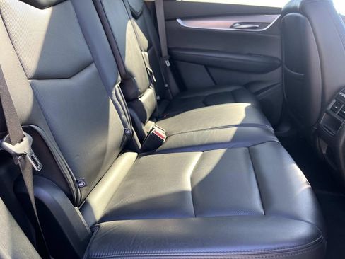 Used 2019 Cadillac XT5 Premium Luxury image 21