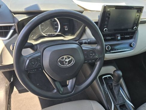 Certified 2022 Toyota Corolla LE FWD image 21