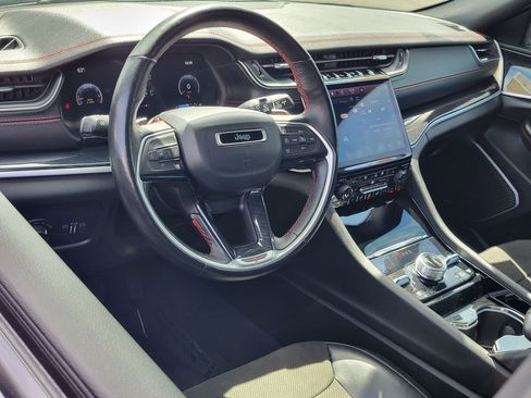 Used 2022 Jeep Grand Cherokee Trailhawk w/ Luxury Tech Group III image 5