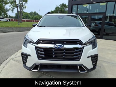 Used 2024 Subaru Ascent Touring AWD/4WD image 2