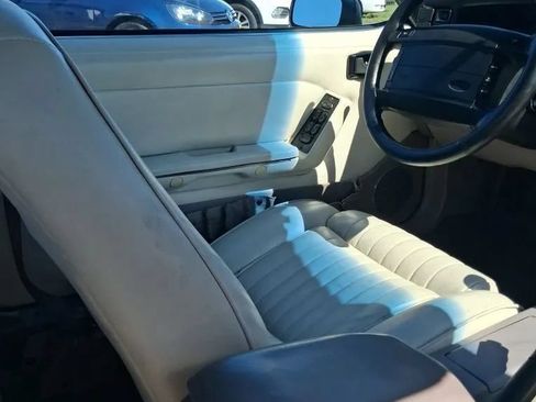 Used 1990 Ford Mustang LX RWD image 39