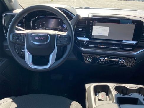 Certified 2024 GMC Sierra 1500 Elevation image 7