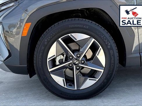 Used 2025 Hyundai Tucson SEL FWD image 8
