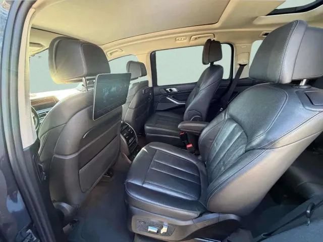 Used 2019 BMW X7 xDrive40i w/ Premium Package AWD/4WD image 46
