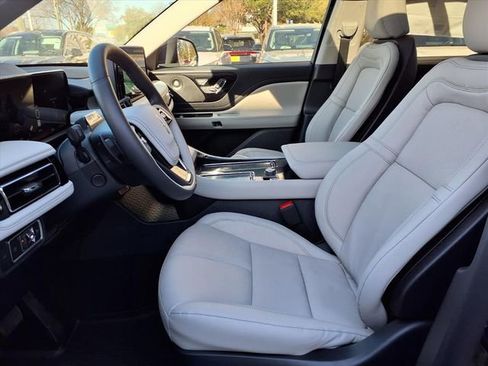 New 2026 Lincoln Aviator Reserve RWD image 7
