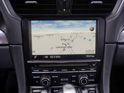 Used 2016 Porsche 911 Carrera image 21