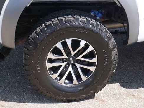 Used 2014 Ford F150 Raptor w/ Equipment Group 801A Luxury AWD/4WD image 13