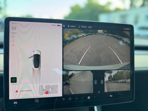Used 2020 Tesla Model 3 Standard Range RWD image 12