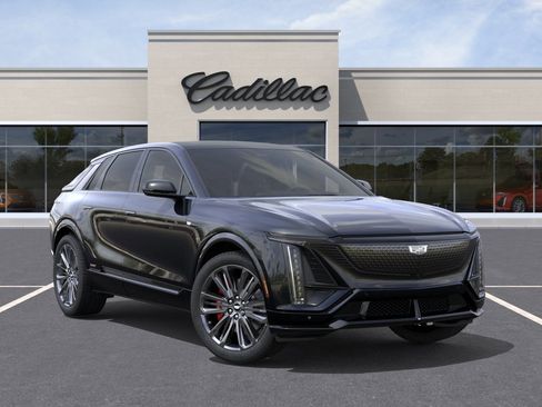 New 2026 Cadillac Lyriq V w/ LPO, Floor Liner Package AWD/4WD image 7