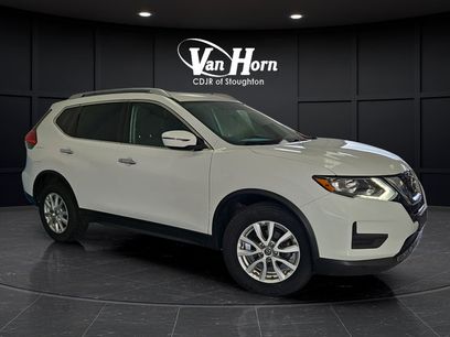 Used 2017 Nissan Rogue SV