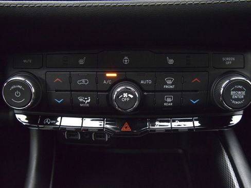 Used 2021 Dodge Durango GT AWD/4WD image 34