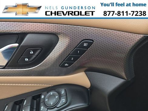 Certified 2023 Chevrolet Traverse Premier AWD/4WD image 19