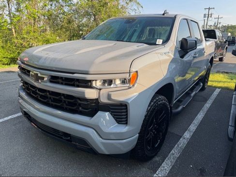 Used 2025 Chevrolet Silverado 1500 RST w/ Protection Package image 2