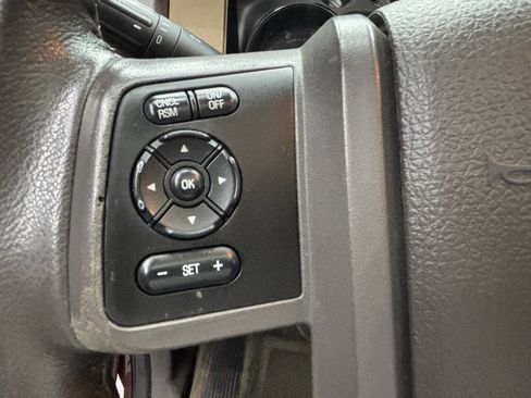 Used 2015 Ford F250 Lariat w/ Lariat Ultimate Package AWD/4WD image 21