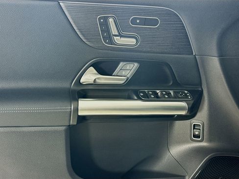 New 2026 Mercedes-Benz GLA 250 image 18