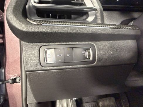 Used 2026 Chevrolet Traverse High Country w/ LPO, Floor Liner Package FWD image 24