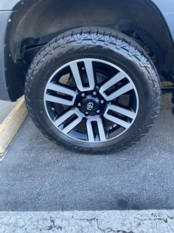 Used 2019 Toyota 4Runner Limited AWD/4WD image 35