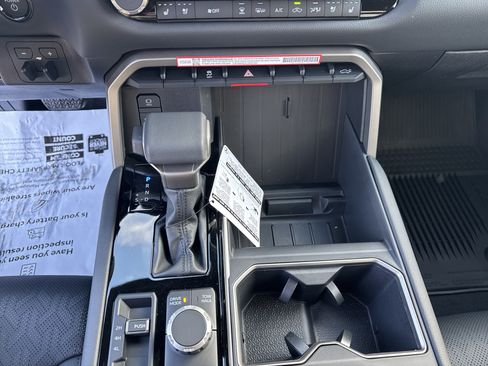 New 2025 Toyota Tundra Limited AWD/4WD image 20