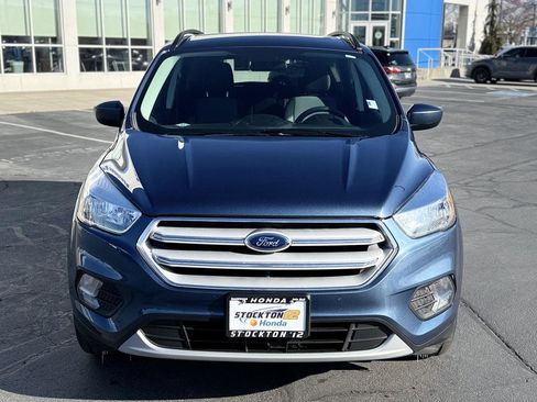 Used 2018 Ford Escape SE image 6