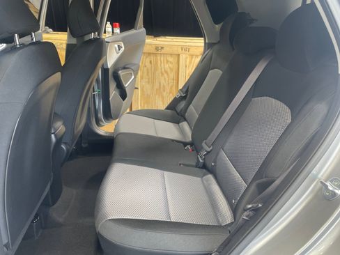 Used 2022 Kia Soul LX FWD image 17