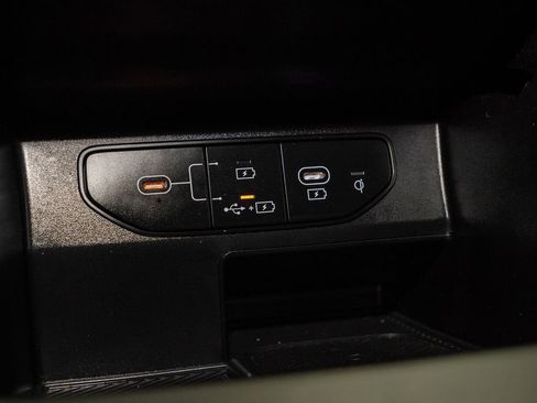 Certified 2025 Kia Sorento EX image 15