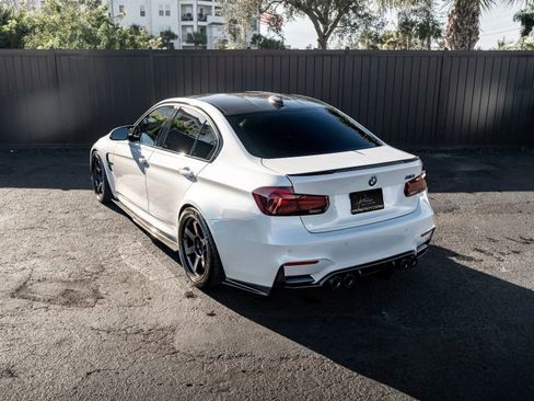 Used 2018 BMW M3 image 29
