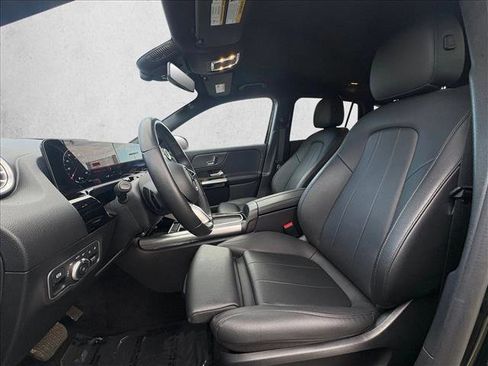 Used 2025 Mercedes-Benz GLA 250 image 16