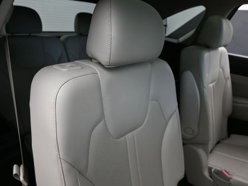 Used 2023 Kia Sorento X-Line EX image 41