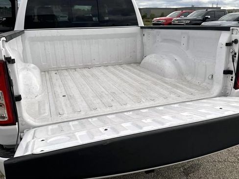 Used 2019 RAM 1500 Big Horn AWD/4WD image 13